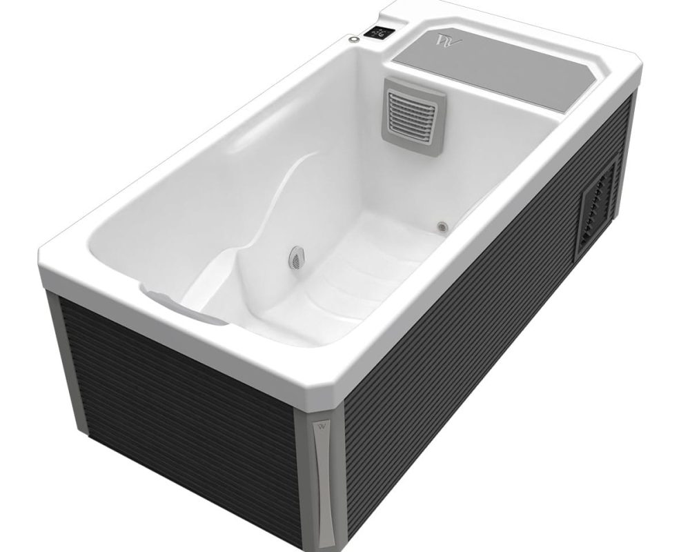 Iceland_cold_plunge-tub_sidevew